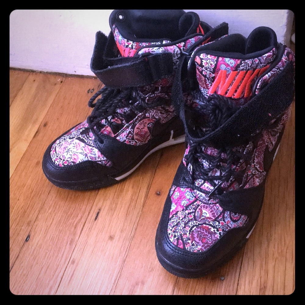Nike Women’s Air Revolution Sky Hi Liberty
